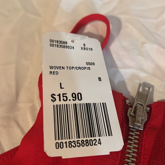 Forever 21 Large Vibrant Red Sleeveless Crop Top NWT Perfect Summer style. - Picture 7 of 7